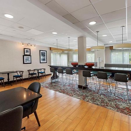 Hampton Inn ננואט מראה חיצוני תמונה