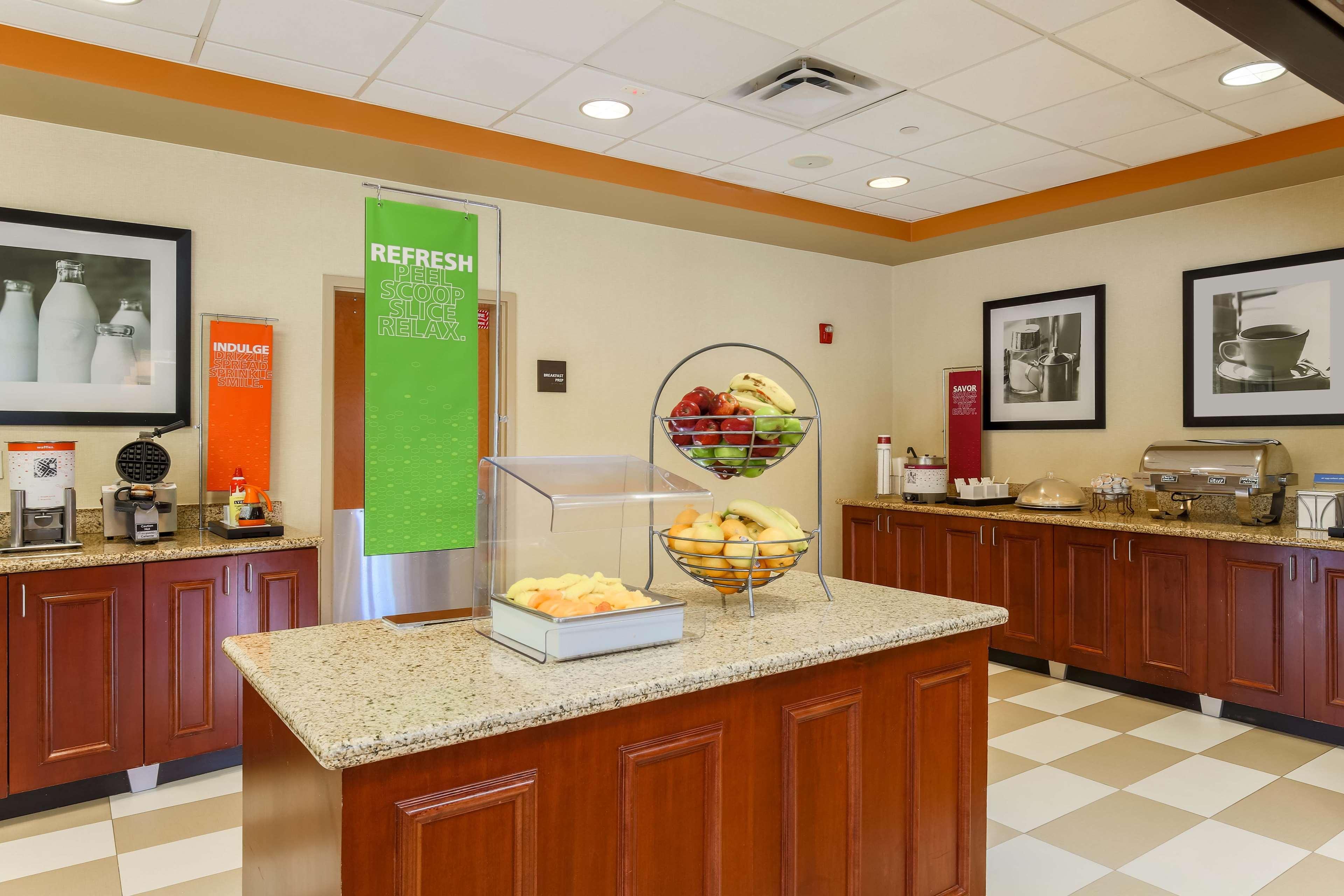 Hampton Inn ננואט מראה חיצוני תמונה