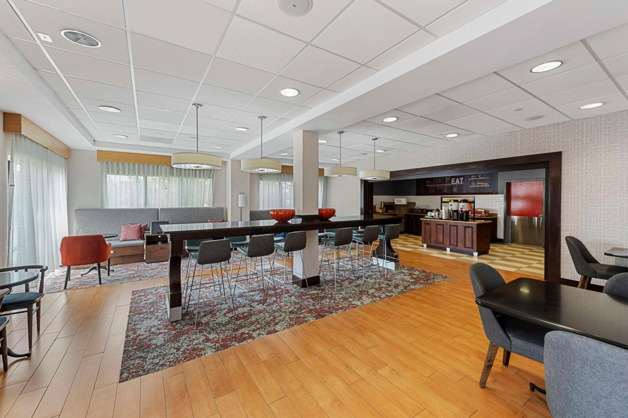 Hampton Inn ננואט מראה חיצוני תמונה